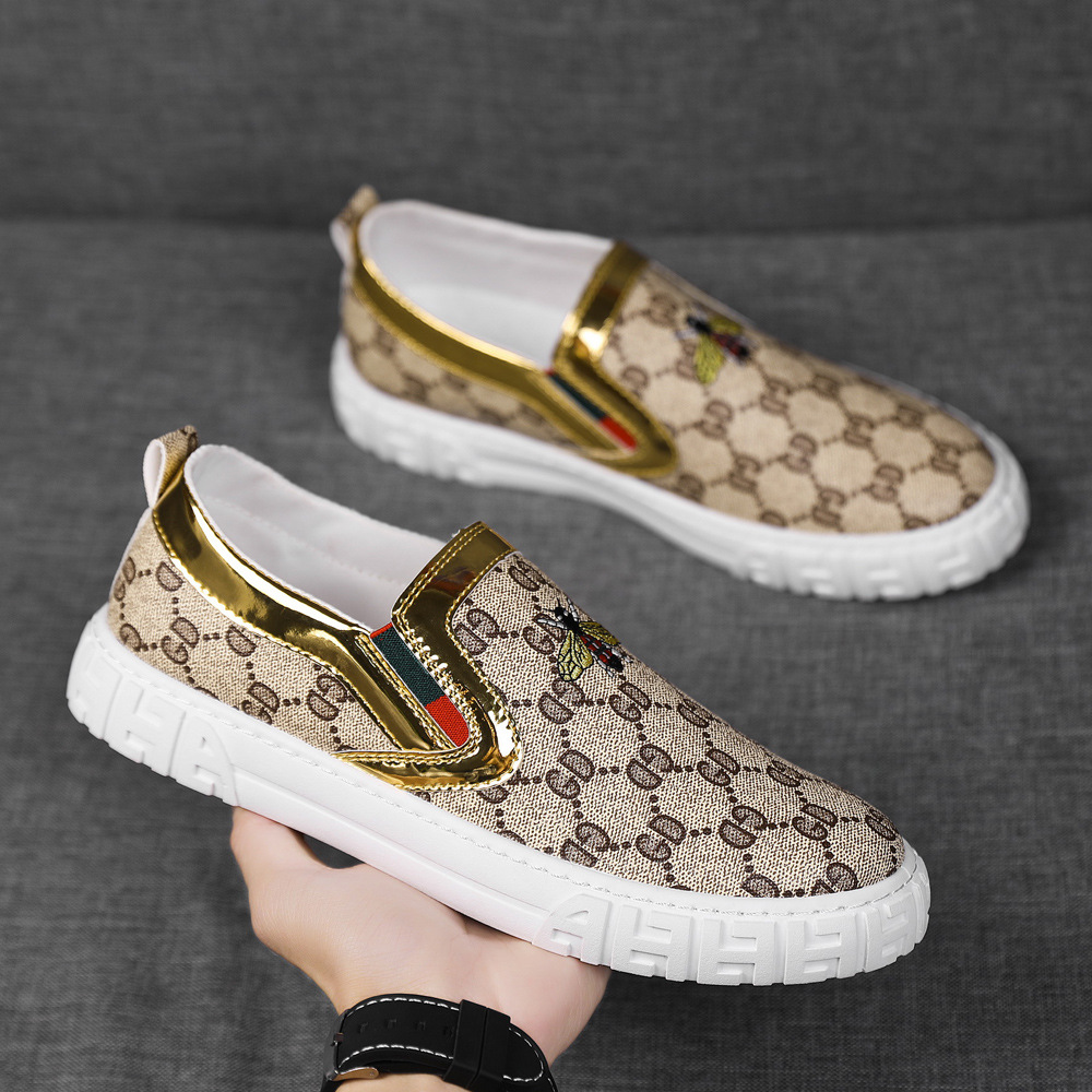 时尚夏季男鞋一脚蹬套脚休闲鞋板鞋运动鞋小蜜蜂精神小伙社会鞋子