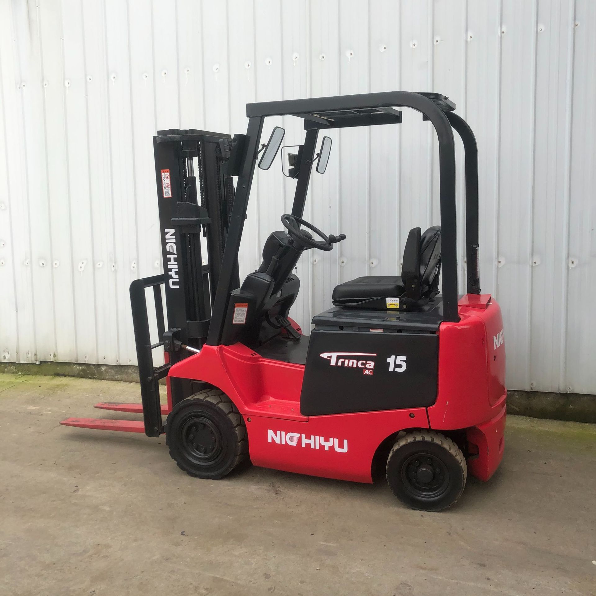 精品二手力至优1.5吨电动叉车,全电动平衡重多功能叉车租赁,销