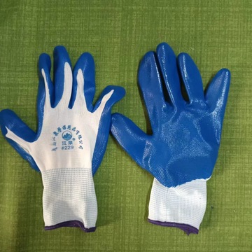 江泉白兰丁腈手套耐油耐磨尼龙丁腈手套搬运机械加工劳保胶皮手套