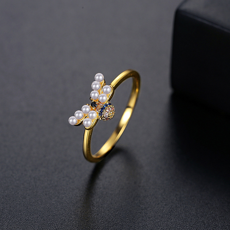 锦瑟 黄蜂戒指韩版时尚小众ins设计小蜜蜂可爱女士铜镶锆戒指代发