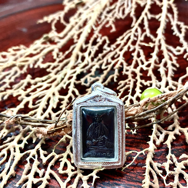 舍玛商贸2498龙婆碧纳大皇帝自身含外壳及塔帕赞卡包邮泰国佛牌