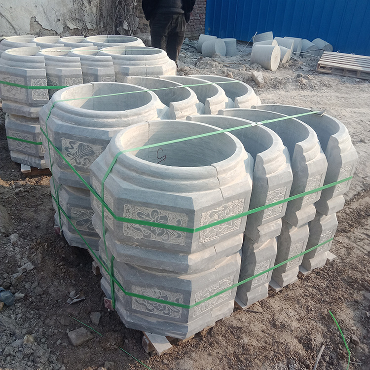 常年出售寺庙广场景区包柱石 山东柱础石价格青石雕花柱顶石柱墩