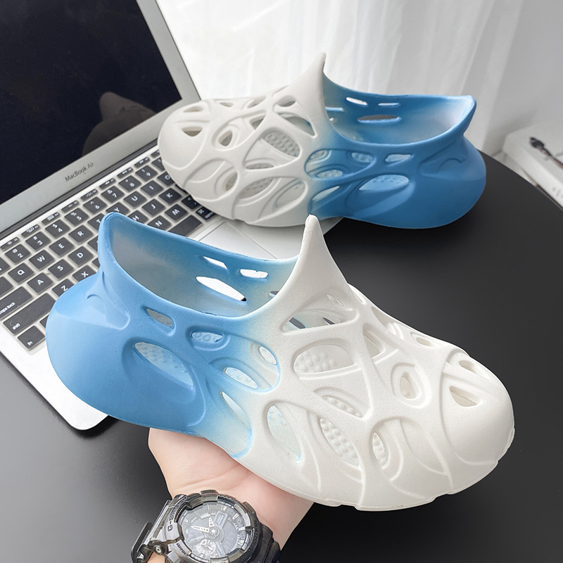 洞洞鞋男款踩屎感夏天外穿雨鞋椰子凉鞋男士防滑男款运动拖鞋批发