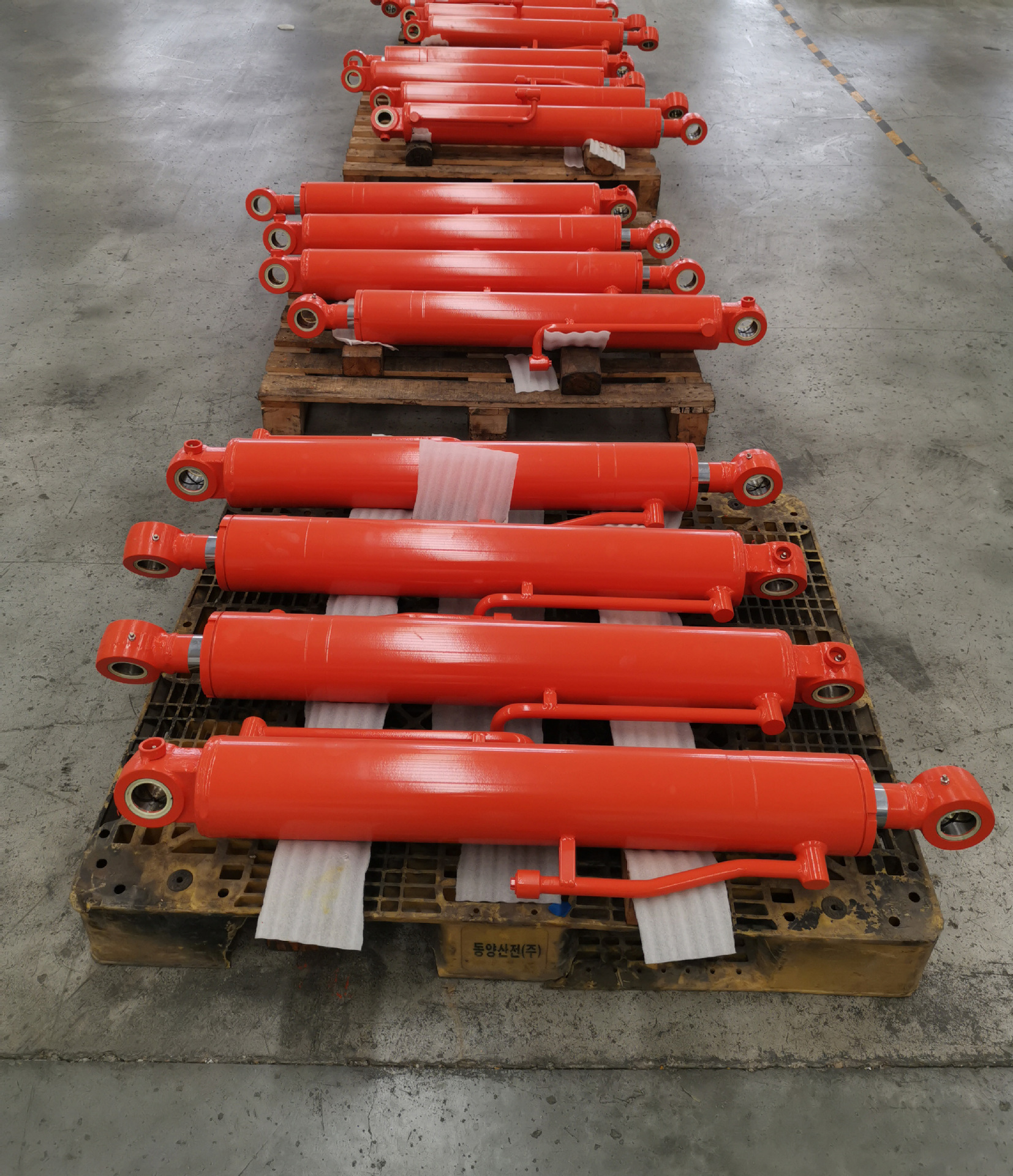 液压油缸生产厂家 耳环式法兰式油缸 工程液压缸非标定制-阿里巴巴