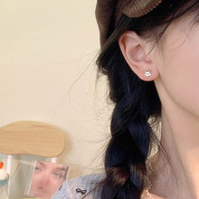 S925银猫咪小鱼耳钉韩版简约小猫耳环时尚个性不对称可爱通勤耳饰