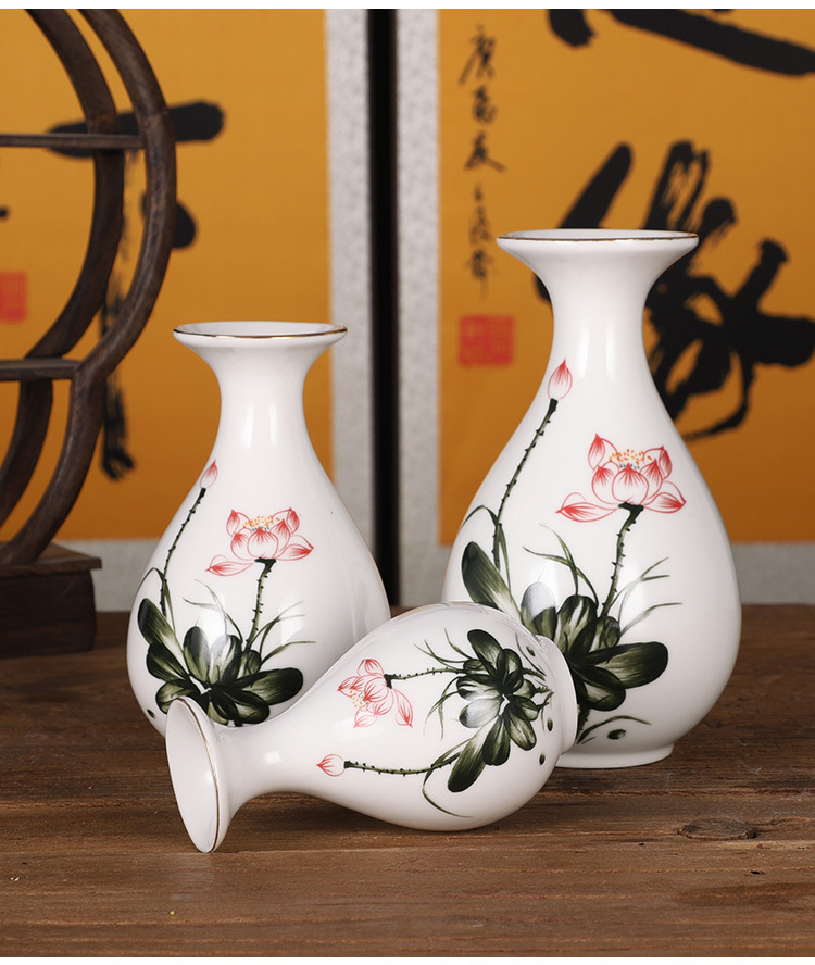 荷花花瓶莲花净水瓶陶瓷彩绘手工观音小佛瓶插花小摆件佛堂用品