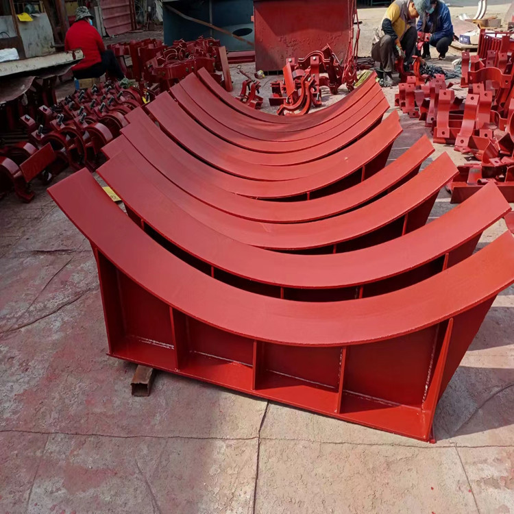 生产 水平圆形管道三枕板焊接支架 烟风煤粉管道支吊架