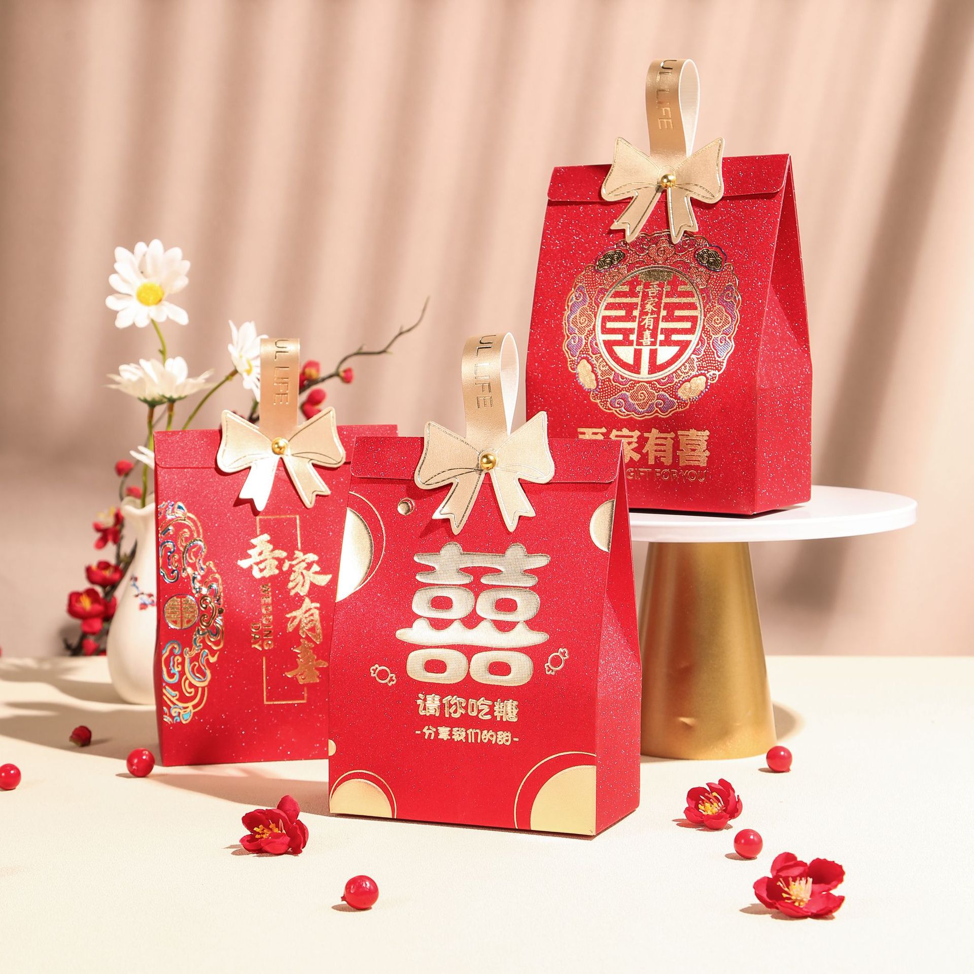 时尚金葱婚礼结婚蝴蝶结伴手礼喜糖简约红色创意喜庆婚庆糖盒批发