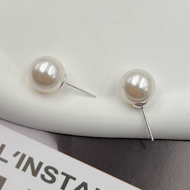 Procurement Service of Korean Products Fever Same Style Large Pearl Earrings Women's High-Grade Light Luxury Perfect Circle Vintage Earrings Design