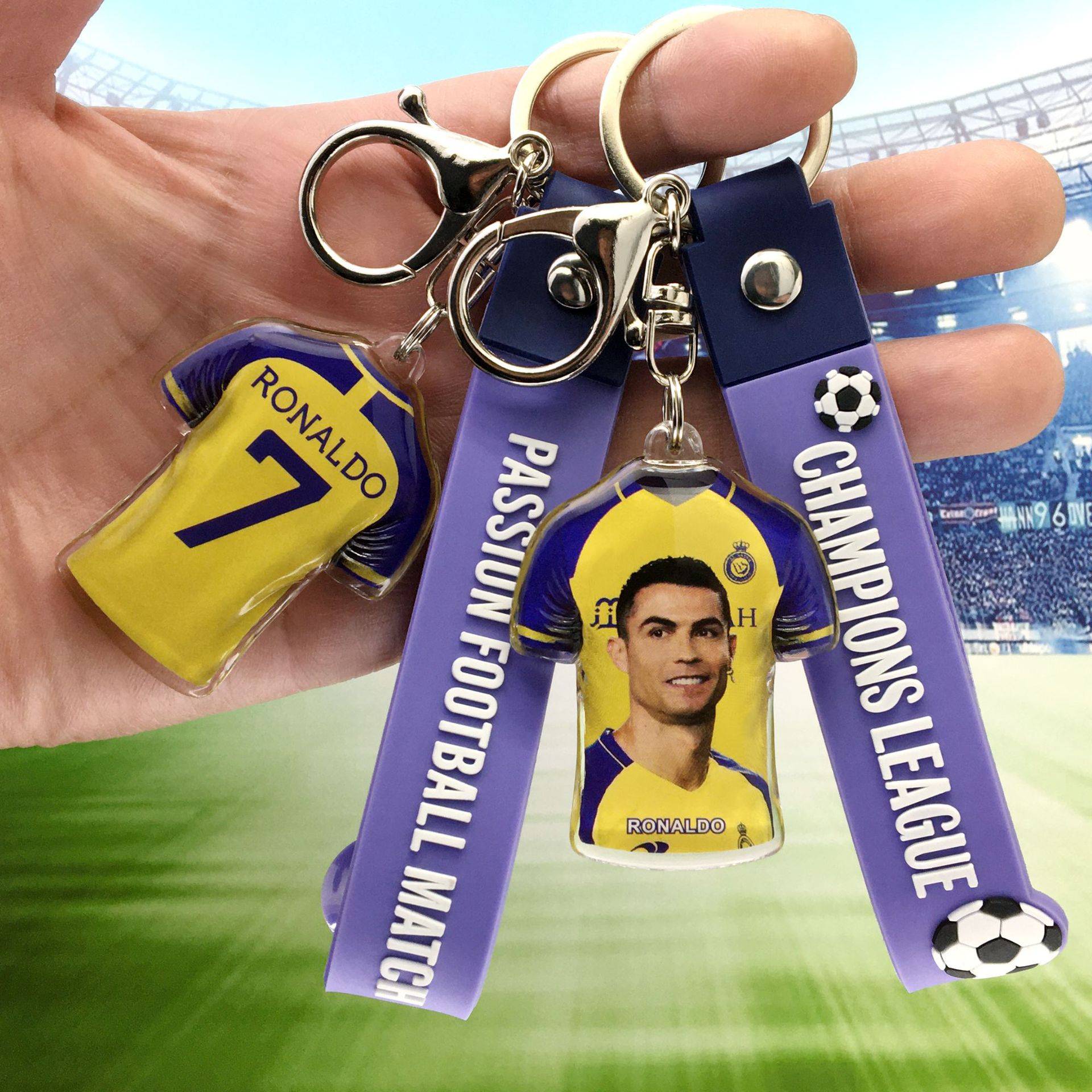跨境热卖球星钥匙扣五大联赛俱乐部欧冠队徽挂件足球球迷小礼品