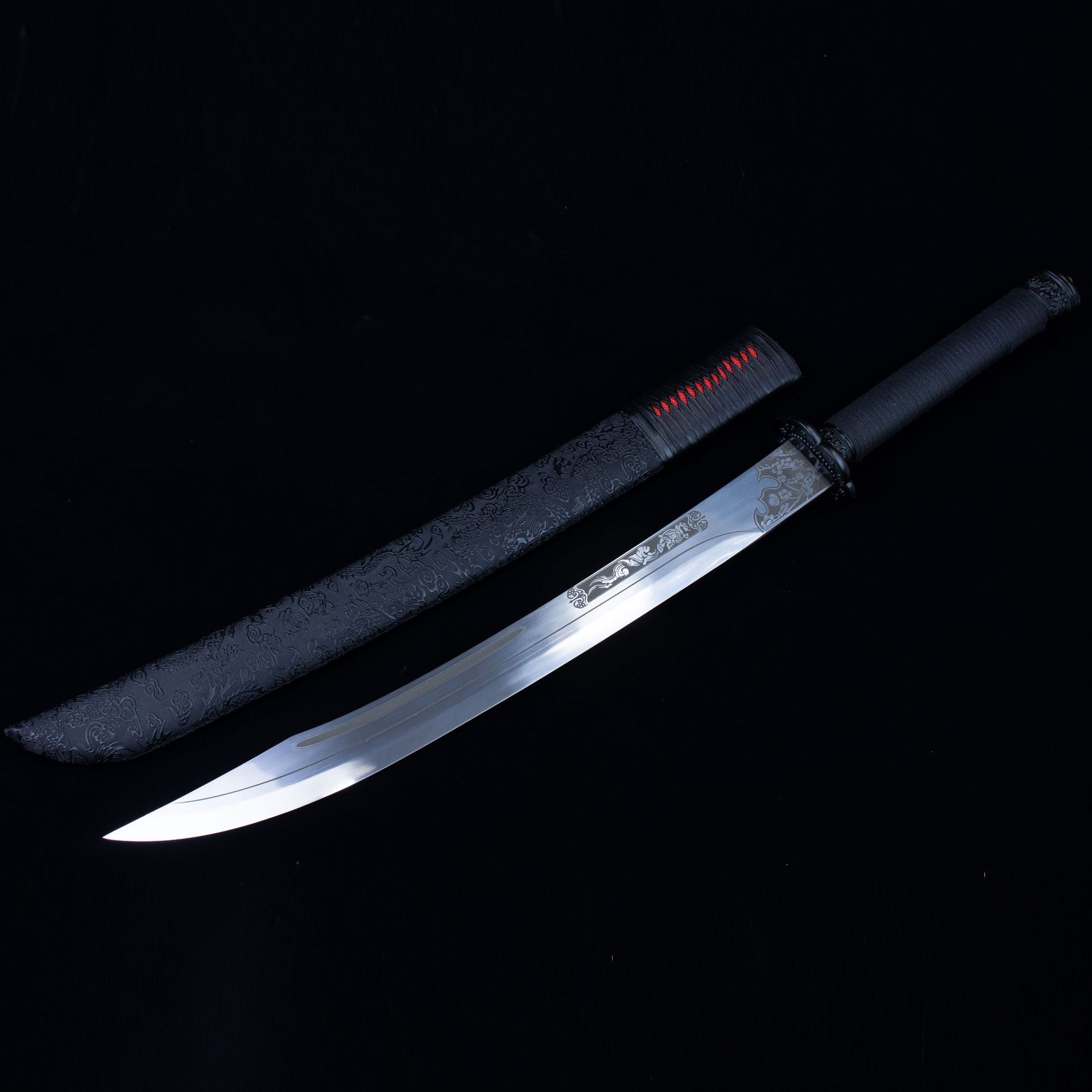 龙泉市刀剑手工锻打一套高锰钢牛尾刀清腰刀锦衣卫绣春硬刀未开刃