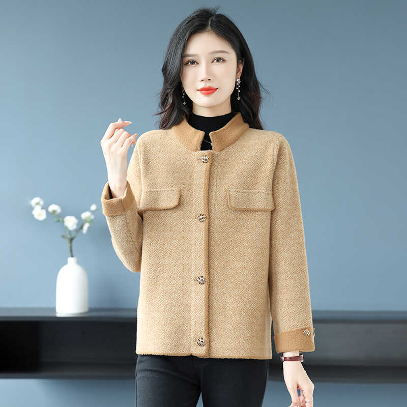 2024今年爆款外套小香风秋季女款春秋新款夹克秋冬小个子妈妈上衣