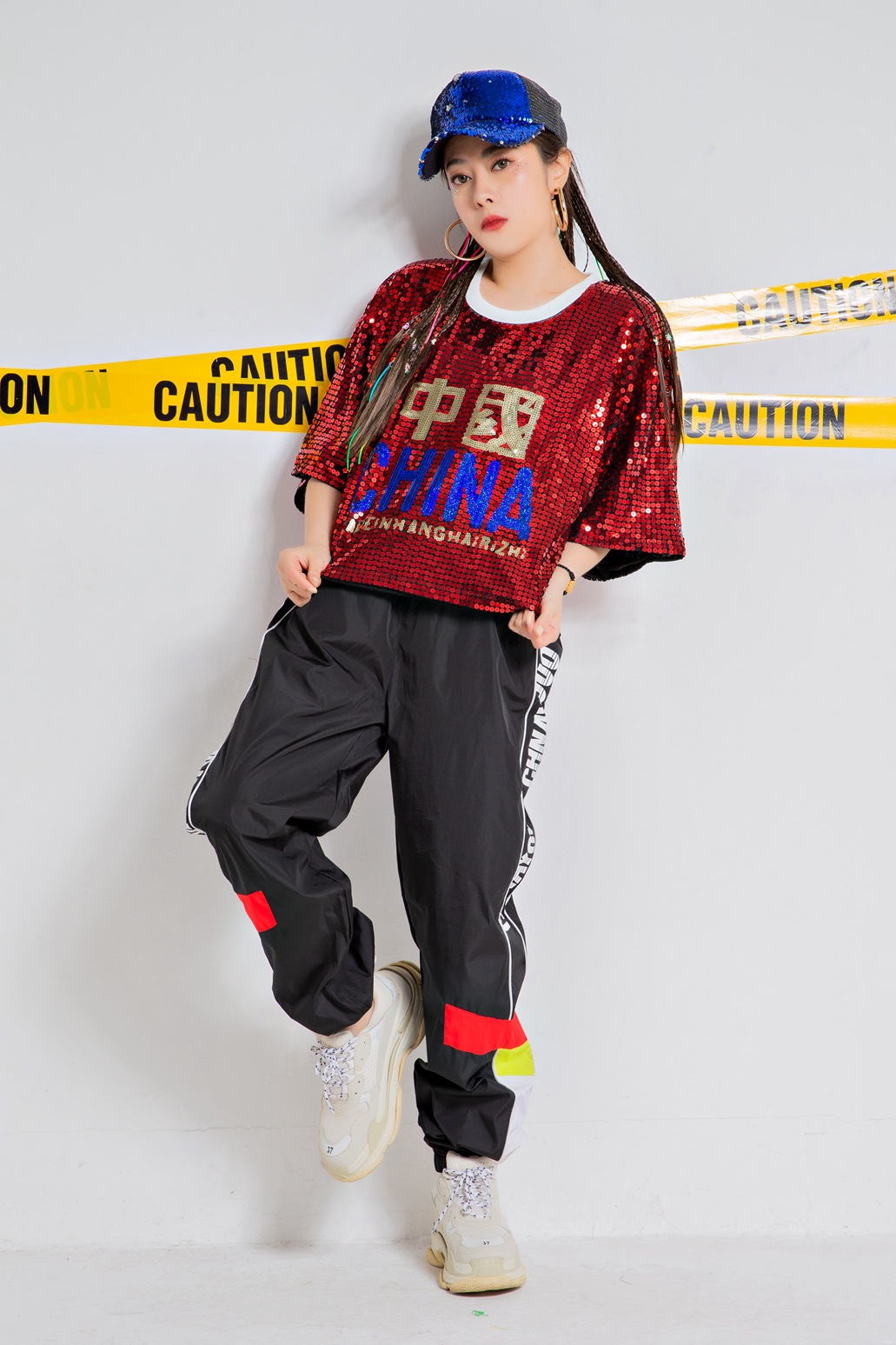 新款成人嘻哈街舞现代舞演出服爵士亮片上衣t恤舞蹈舞台表演服装