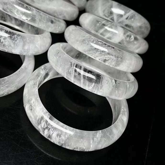 厂家直供天然白幽灵白水晶手镯 干净明亮 时尚白水晶白幽灵手镯