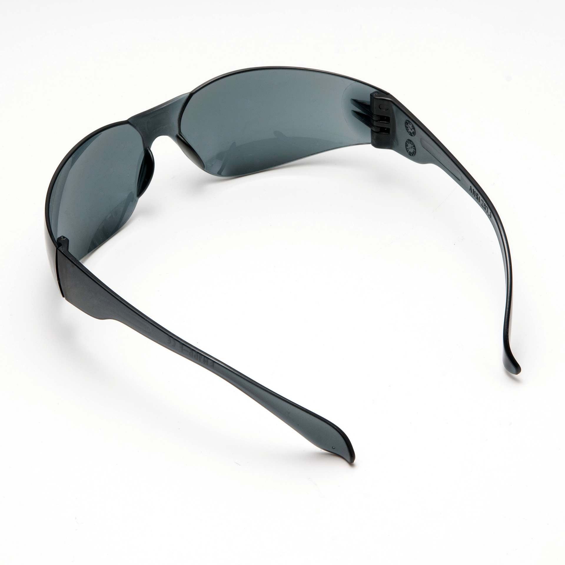 防刮防雾防蓝光防紫外线护目镜 防尘耐刮擦劳保眼镜 防护眼镜厂家