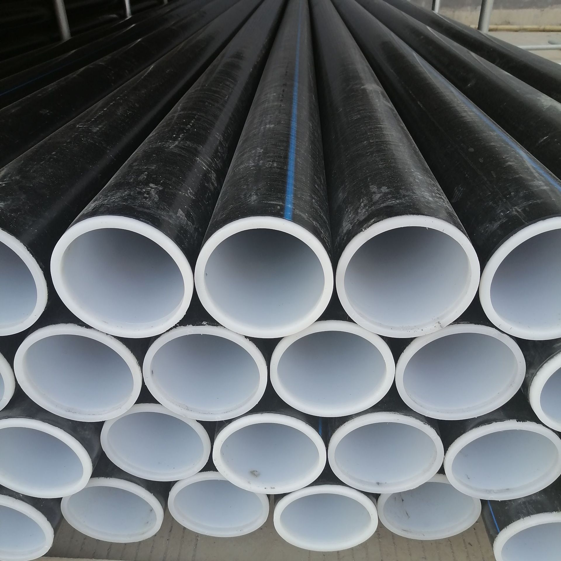 联塑 hdpe钢丝网骨架管pe复合塑料聚乙烯消防管地下200/110/1 60