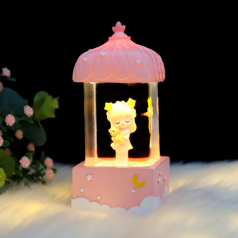可爱女孩抱娃娃星星月亮七彩水晶灯摆件实用卧室摆件夜灯一件批发