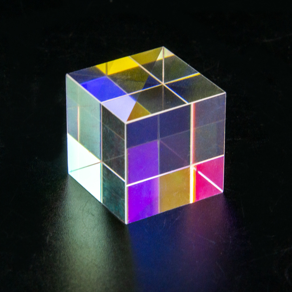合色棱镜 光之立方六面亮 宇宙魔方彩虹摄影 儿童科普 分光棱镜ly