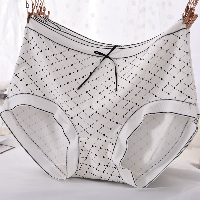 印花莫代尔棉中腰内裤女士爱心蝴蝶结透气新款女式三角裤衩头