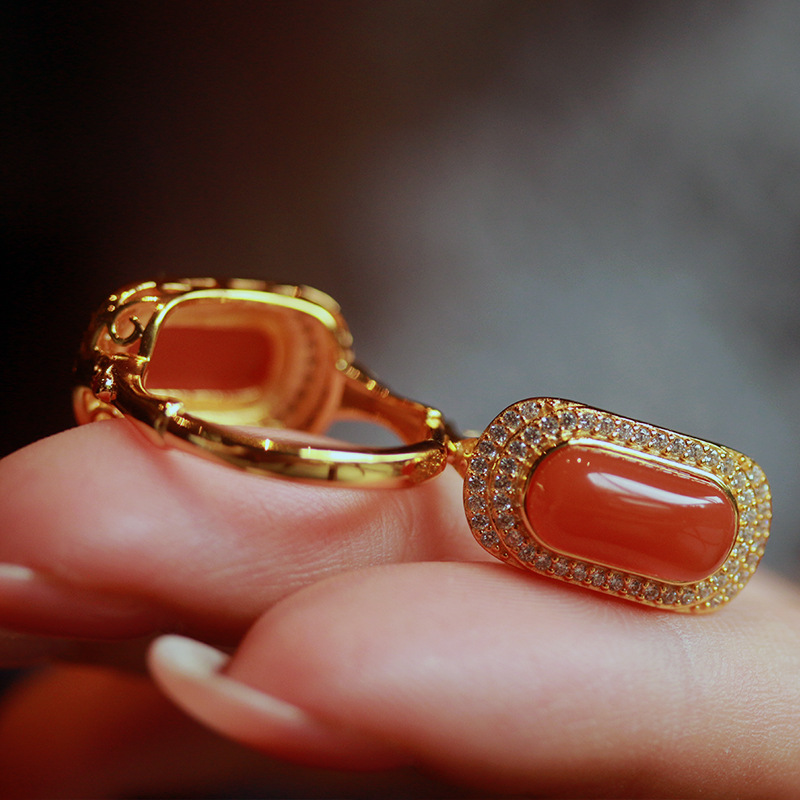 s925银镀金镶嵌天然原矿南红樱桃红马鞍戒指女活口高级感大气饰品