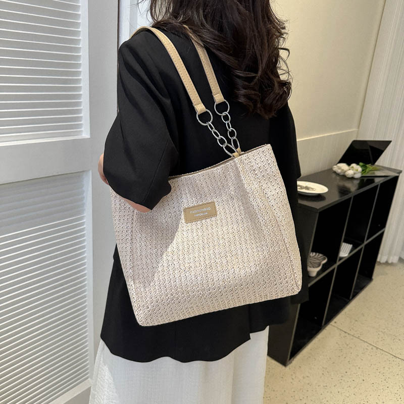Foreign Trade Large Capacity Woven Tote Bag Women's Bag 2023 Spring Fashion Chain Underarm Shoulder Bag One Piece Dropshipping