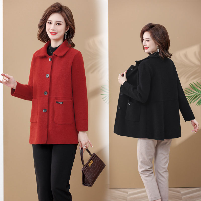 妈妈双面毛呢外套短款洋气2023新款中老年人高贵羊绒大衣红色冬装