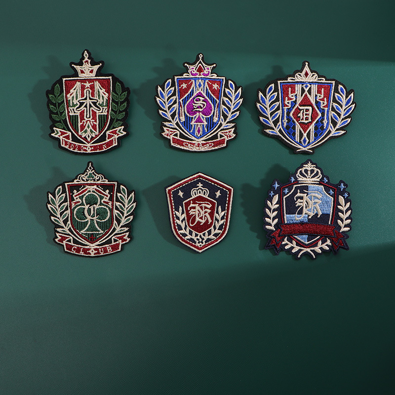 jk英伦学院风经典刺绣胸针高档女男徽章日系可爱胸章毛衣别针配饰