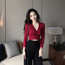 性感深V领t恤女短款设计感绑带收腰显瘦百搭打底衫秋装气质上衣潮