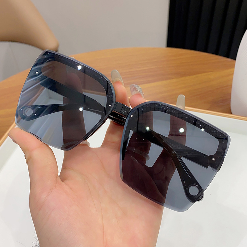 gm墨镜女夏2024新款潮太阳镜防紫外线眼镜开车高级感茶色眼睛9001