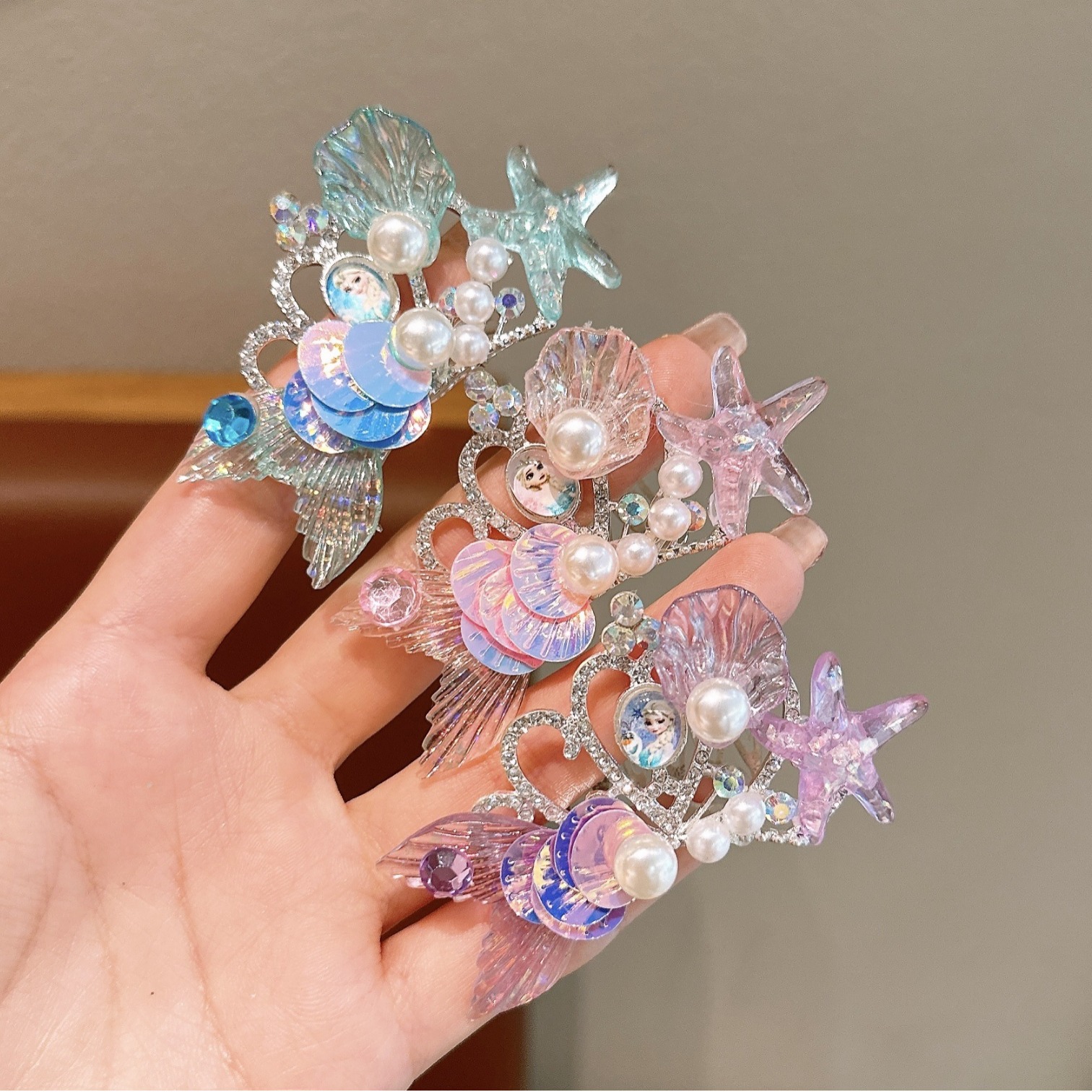 女童皇冠头饰儿童美人鱼镶钻插梳女孩公主发夹发梳宝宝鱼尾纱发卡