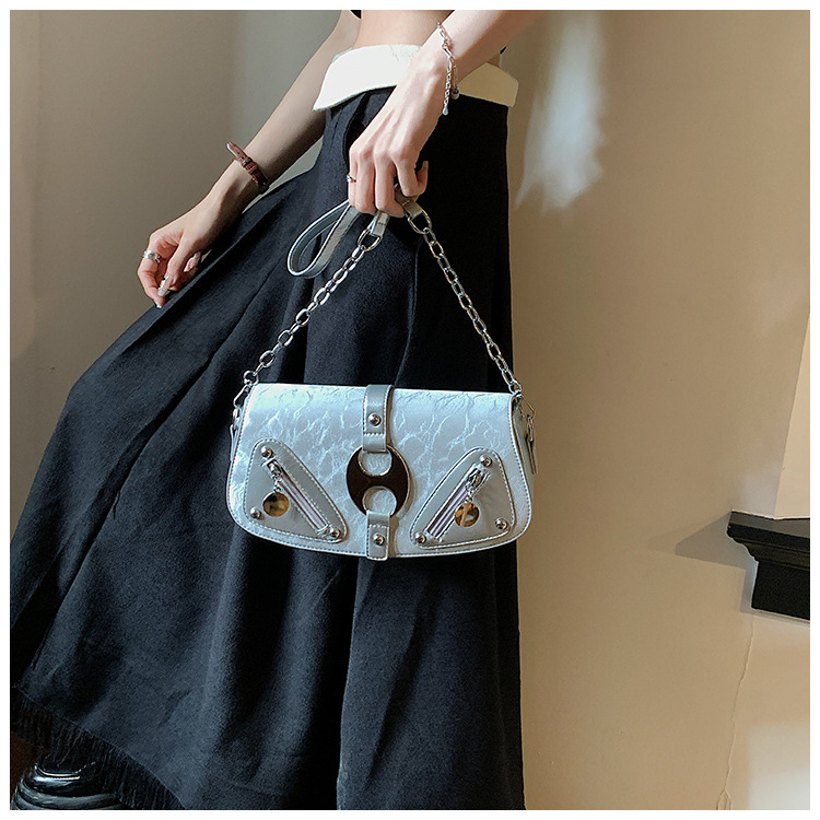 Trendy Women's Bags Foreign Trade Export Chain Rivets Motorcycle Bag Exquisite High-Grade Crossbody Minority Fashion Shoulder Underarm
