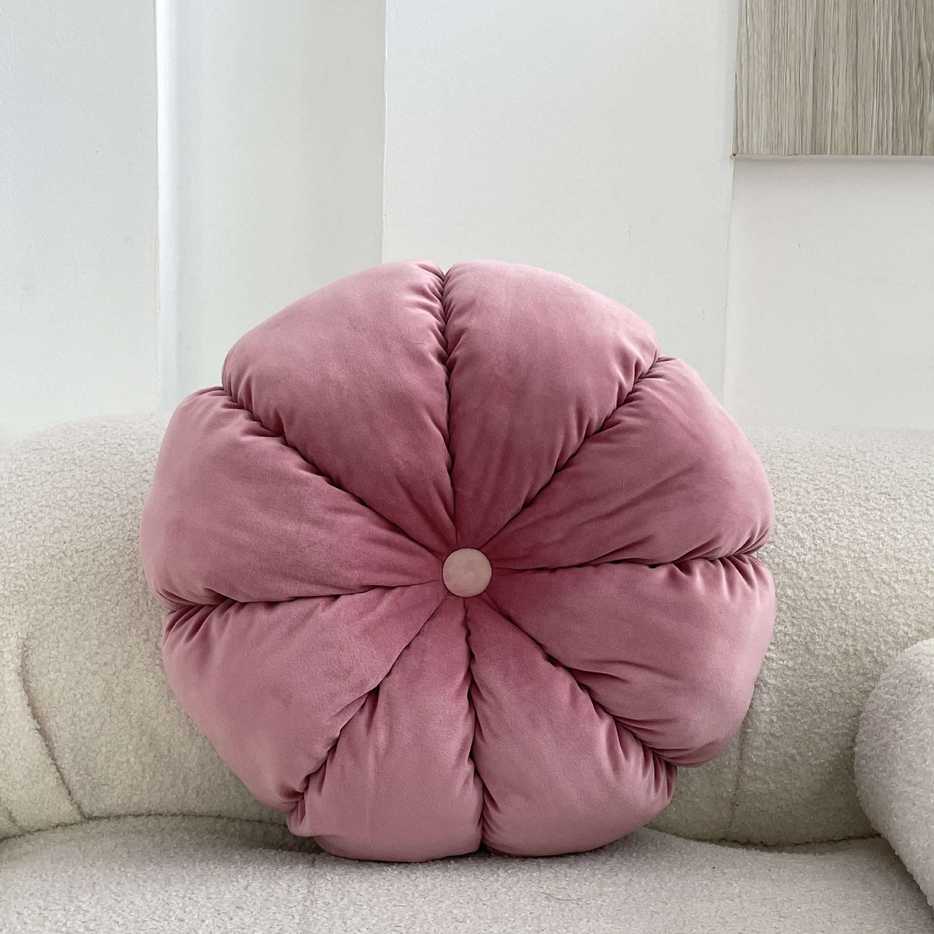 Nordic Instagram Style Netherlands Velvet Eight Pieces Pumpkin Pillow Futon Pleated Sofa Cushion Office Chair Cushion Bay Window Seat Cushions