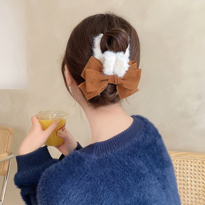 Autumn and Winter Large Plush Bow Claw Clip Women's Back Hair Clip Hairware Updo Temperament Shark Clip Wholesale