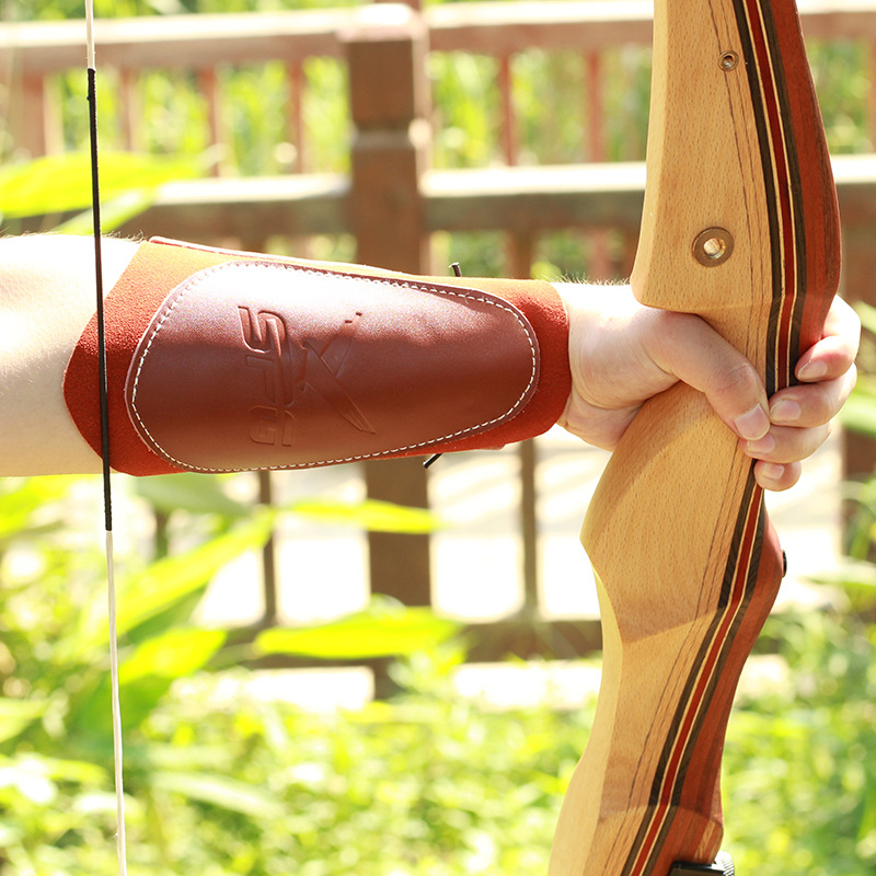 弓箭射箭护具牛皮护臂 复合反曲直拉弓射击套装箭支保护手臂 护指