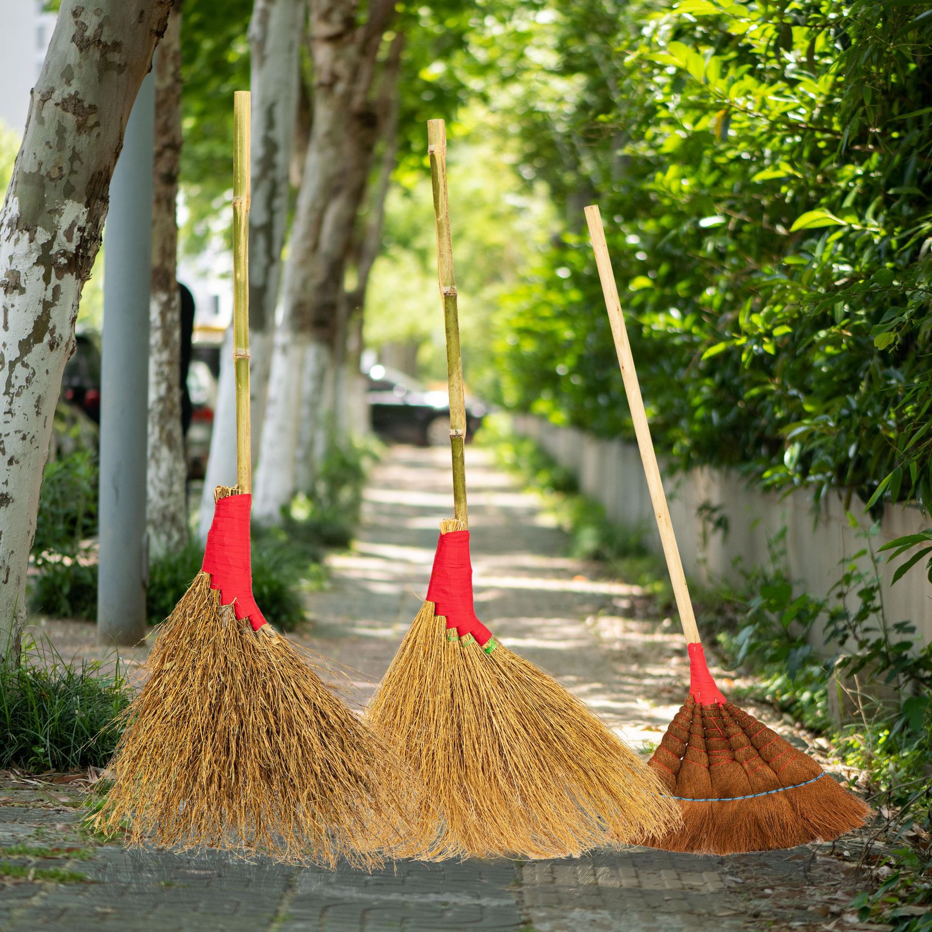 户外竹扫把铁扫帚观音扫把园林扫街工厂环卫金丝草扫帚农村观音扫
