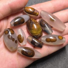 阿拉善玛瑙 筋脉玛瑙 龟背经脉石 地表老货 龟背筋脉 绝品_阿里巴巴找