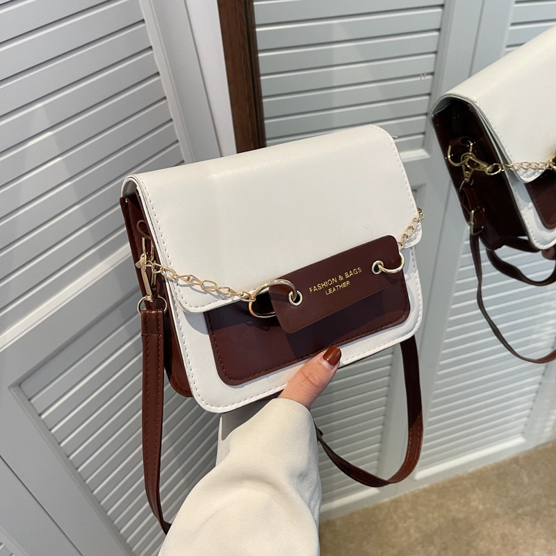 Retro Textured Stitching Chain Decoration Shoulder Messenger Bag 2022 New Spring New Arrival Women's Bag Small Square Bag Fashion