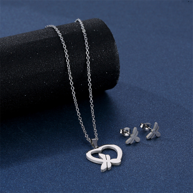 Cross-Border Trend Stainless Steel Hollow Heart Dragonfly Pendant Necklace and Earring Suit Female Heart Clavicle Chain Ins Style