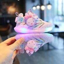 女童鞋2020春秋季小童1-3岁宝宝网鞋飞织公主运动鞋带灯软底防滑