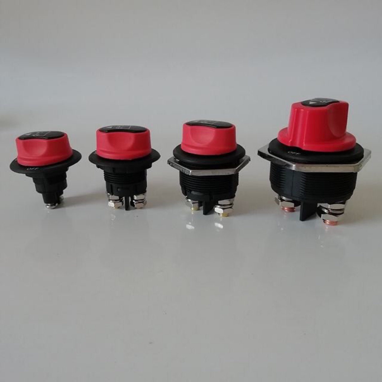 汽车电瓶开关电源断电防漏电保护车用船用电瓶电源开关保护-阿里巴巴