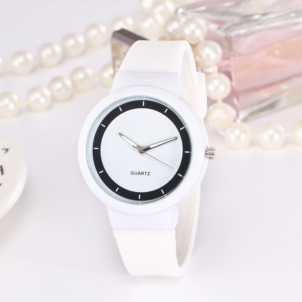 In Stock Couple Watch Wholesale Universal Candy Color Casual Simple Silicone Jelly Color Quartz Student Watch