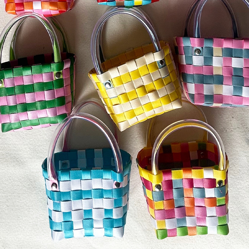 Factory Wholesale Grid Knitted Basket Basket Spring Outing Picnic Basket Special-Interest Design Travel Beach Straw Bag