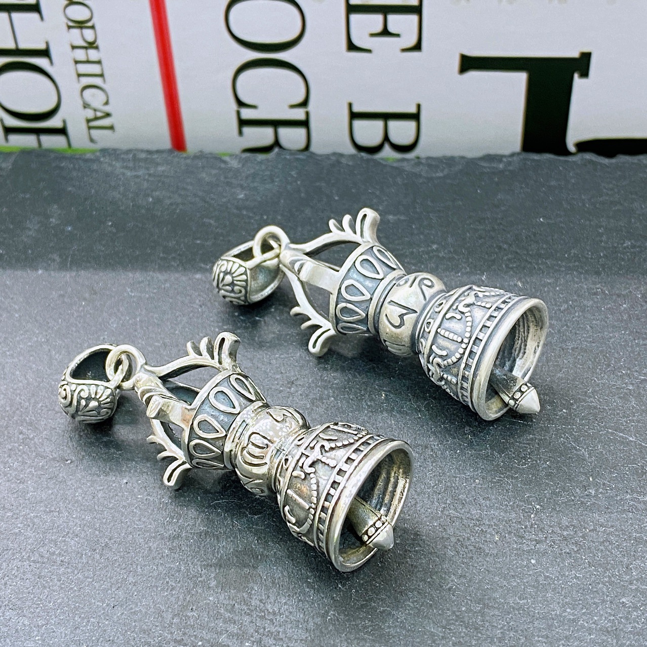 藏传佛纯银饰品批发s925银金刚铃吊坠六字真言铃铛银车挂泰银挂件