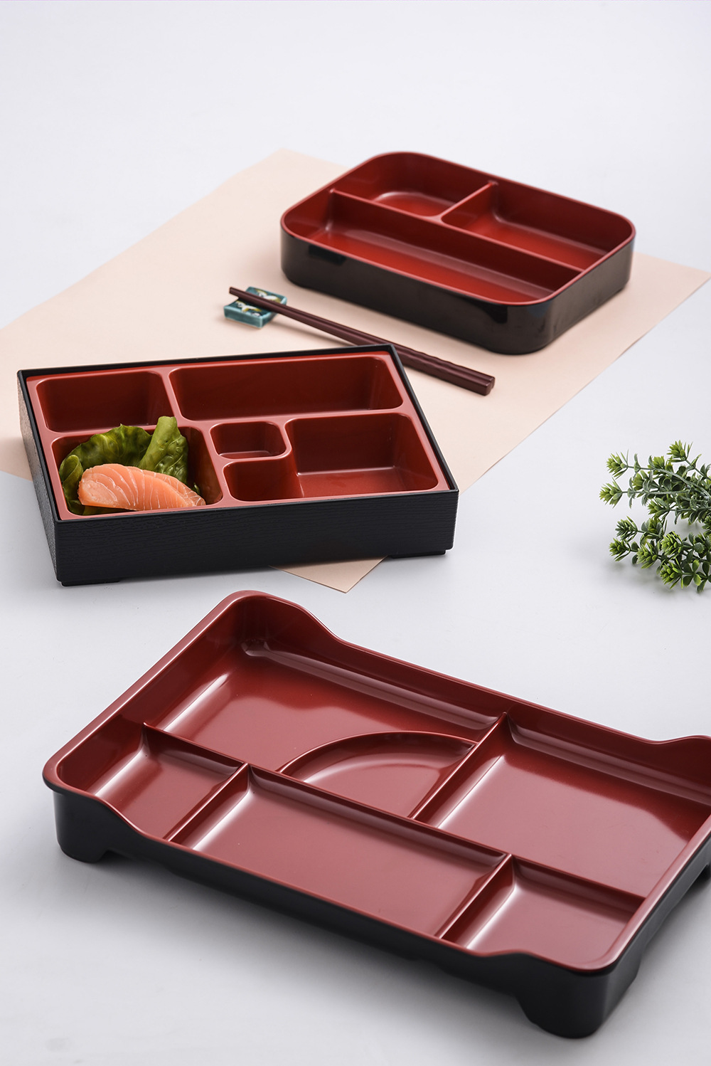 密胺日式定食餐盘分隔盘快餐盘便当盒餐厅饭堂密胺餐盘双色分格盘