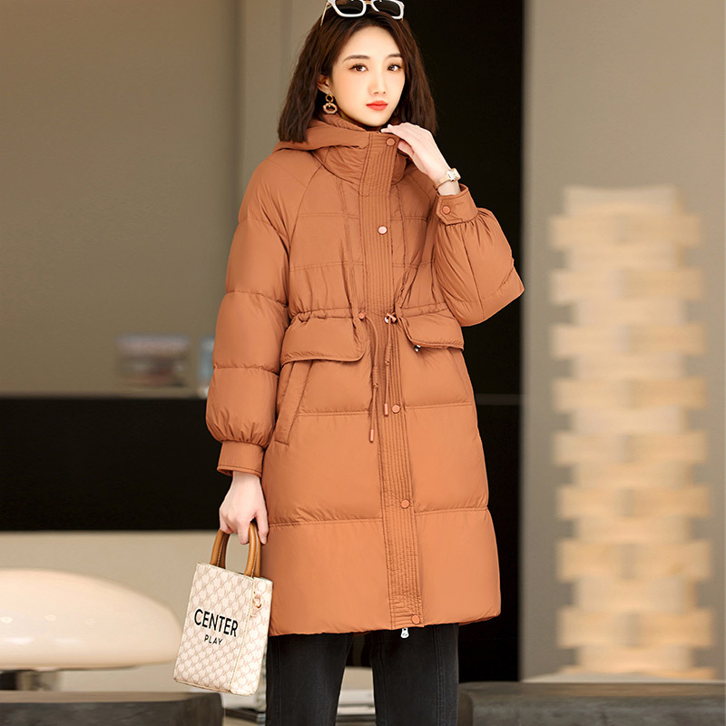 今年流行羽绒服女中长款2023年新款面包服加厚保暖白鸭绒外套冬装
