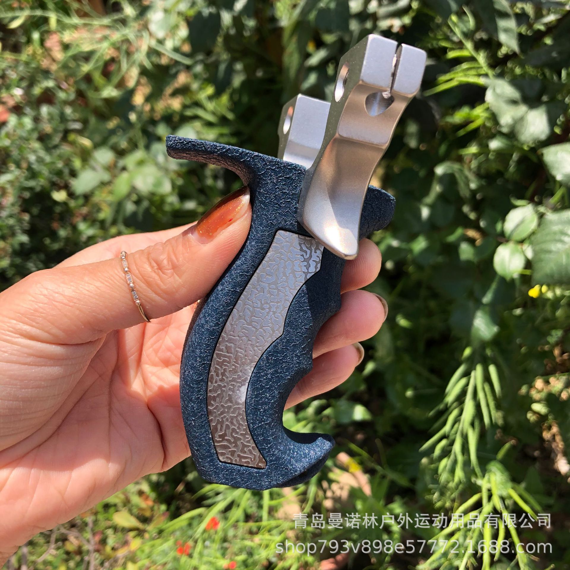 弹弓304弯道顶卡单卡两用户外扁皮弹弓圆皮筋吕把弯道反曲