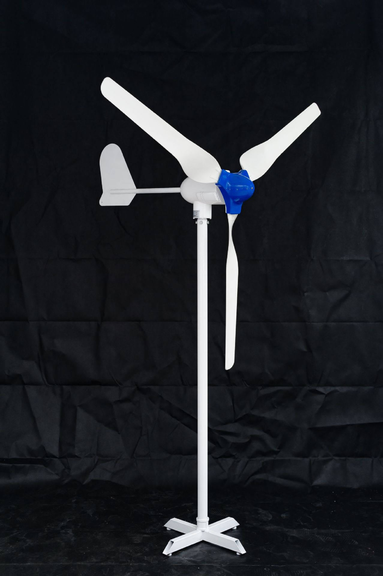 小型风力发电机价格 太阳能风力家用小型发电机欧陆