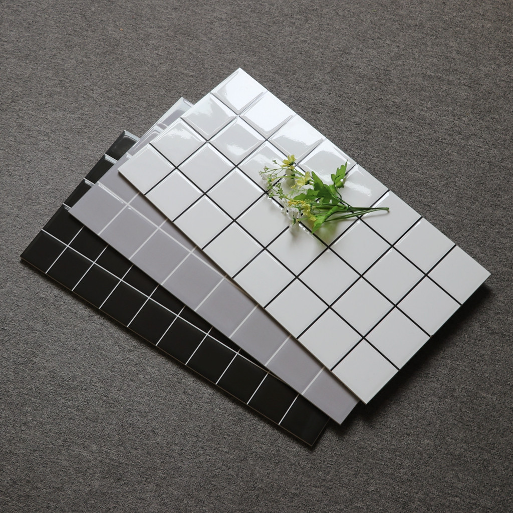 北欧简约面包砖白色格子瓷砖300x600的厨卫浴室墙砖饭店商铺瓷片