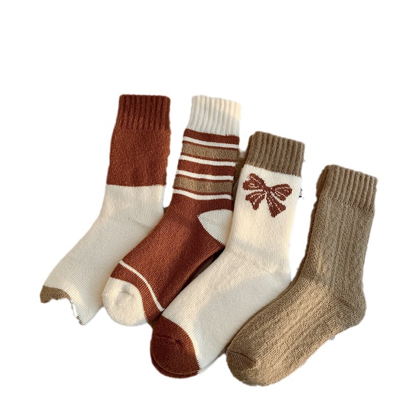 Thick Socks Women's Mid Tube Stockings Autumn and Winter Fleece-lined Thick Cotton Socks Warm Sleeping Socks Winter Cashmere Postpartum Confinement Socks