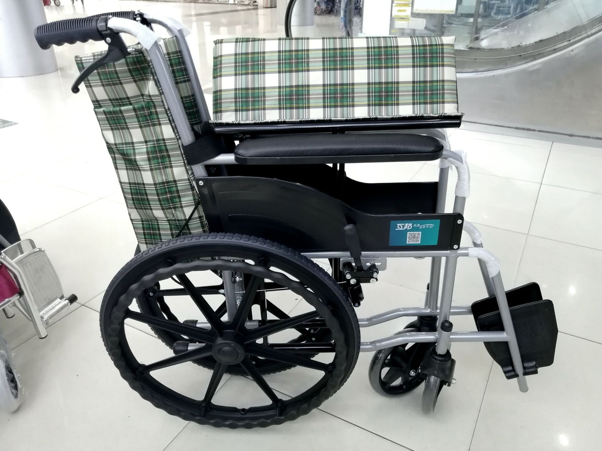 互邦轮椅轻便携可折叠hbg25老人轮椅手推残疾人代步车软座手轮椅